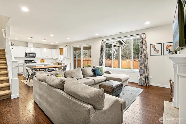 $740,000 | 18001 131st Street East, Bonney Lake, WA 98391