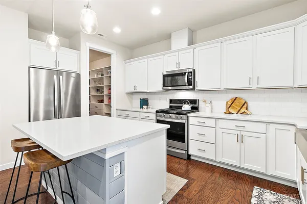 $740,000 | 18001 131st Street East, Bonney Lake, WA 98391