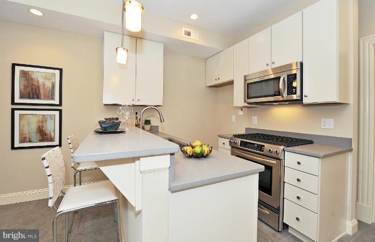 2714 Ontario Road Northwest, Unit 4 Washington, DC 20009 - Photo 14 of 24 Kitchen