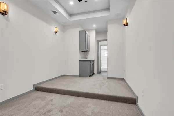 $650,000 | 1207 East 28th Street, Houston, TX 77009