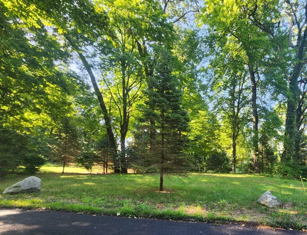 $149,900 | West Oak Drive, Decatur, MI 49045