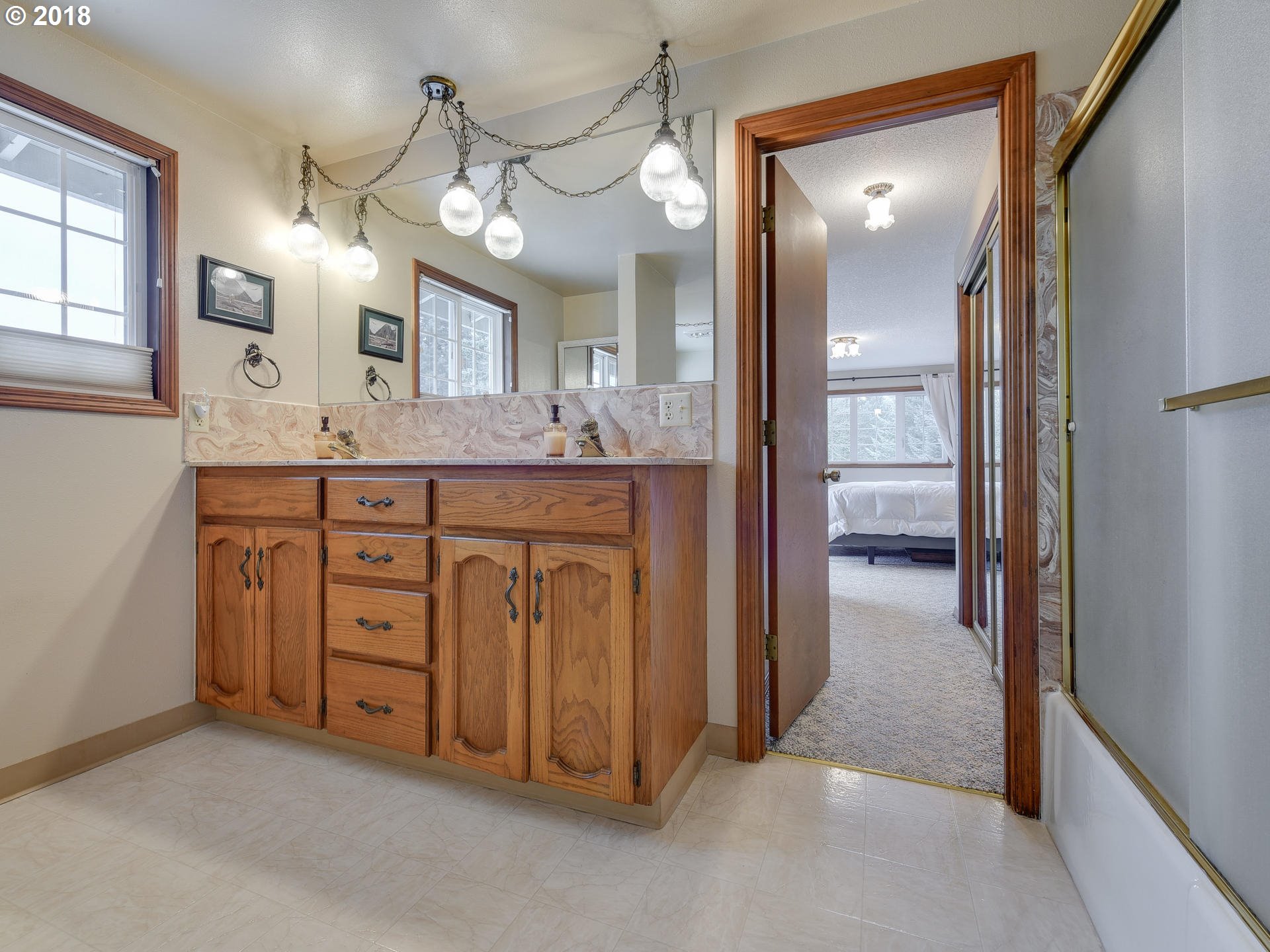 26785 Southwest Neill Road Newberg, OR 97132 - Photo 13 of 32 Gallery Image 13