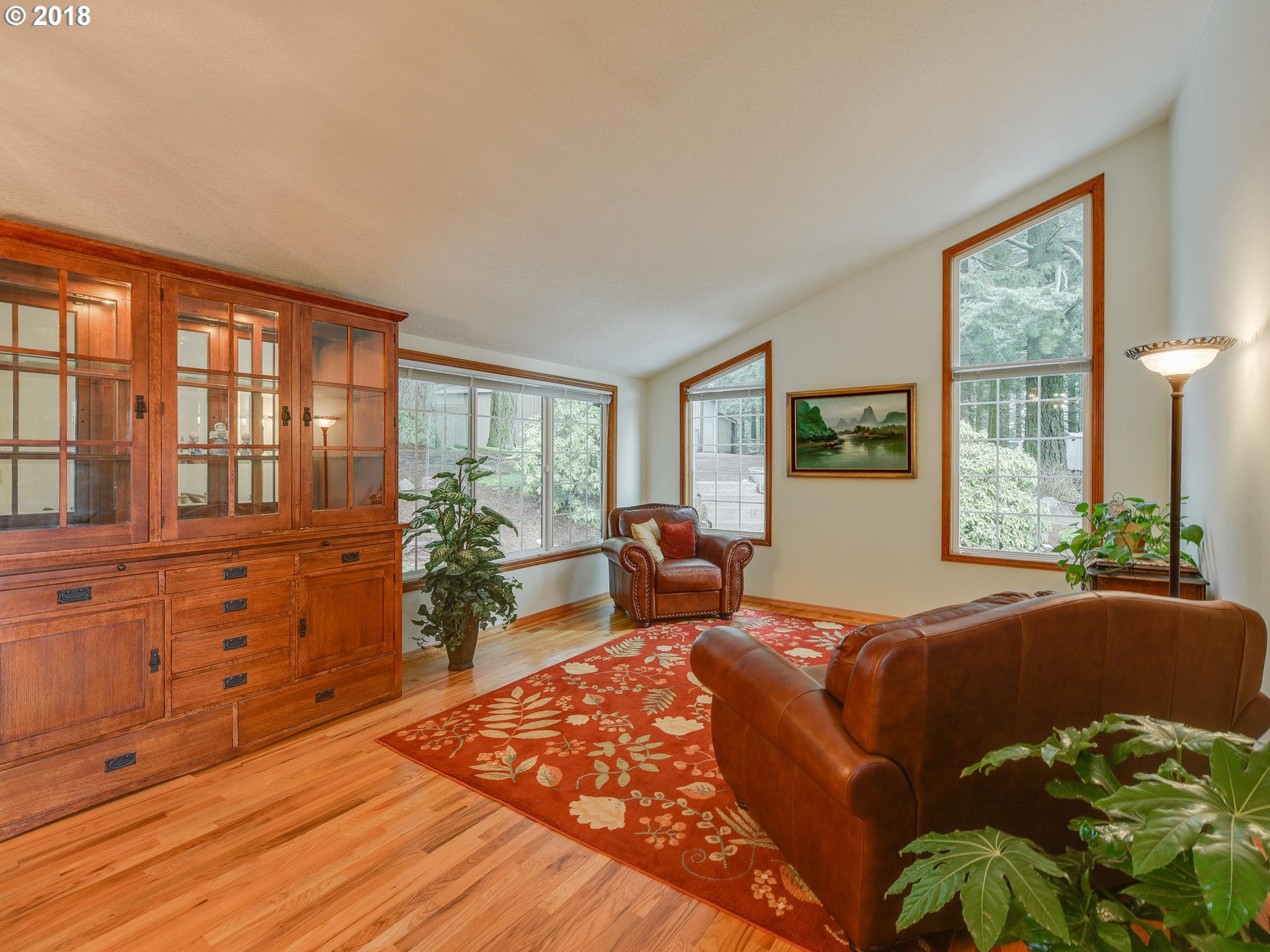 26785 Southwest Neill Road Newberg, OR 97132 - Photo 5 of 32 Gallery Image 5