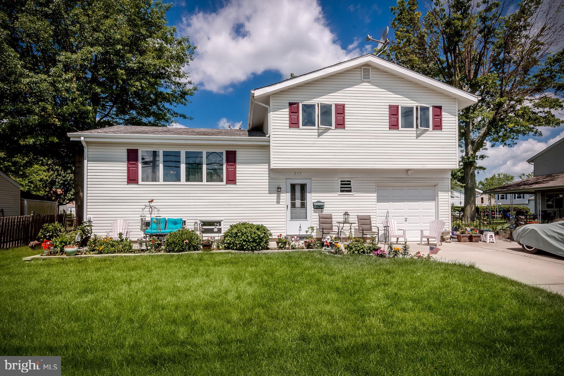 227 George Dye Road Trenton, NJ 08690 - Photo 1 of 28