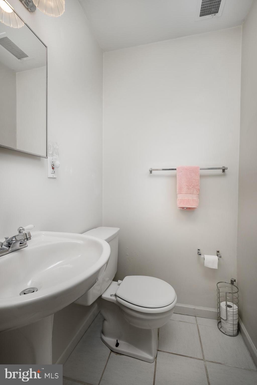 227 George Dye Road Trenton, NJ 08690 - Photo 20 of 28