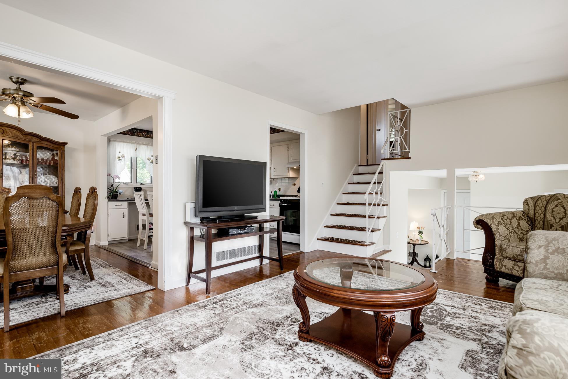 227 George Dye Road Trenton, NJ 08690 - Photo 3 of 28