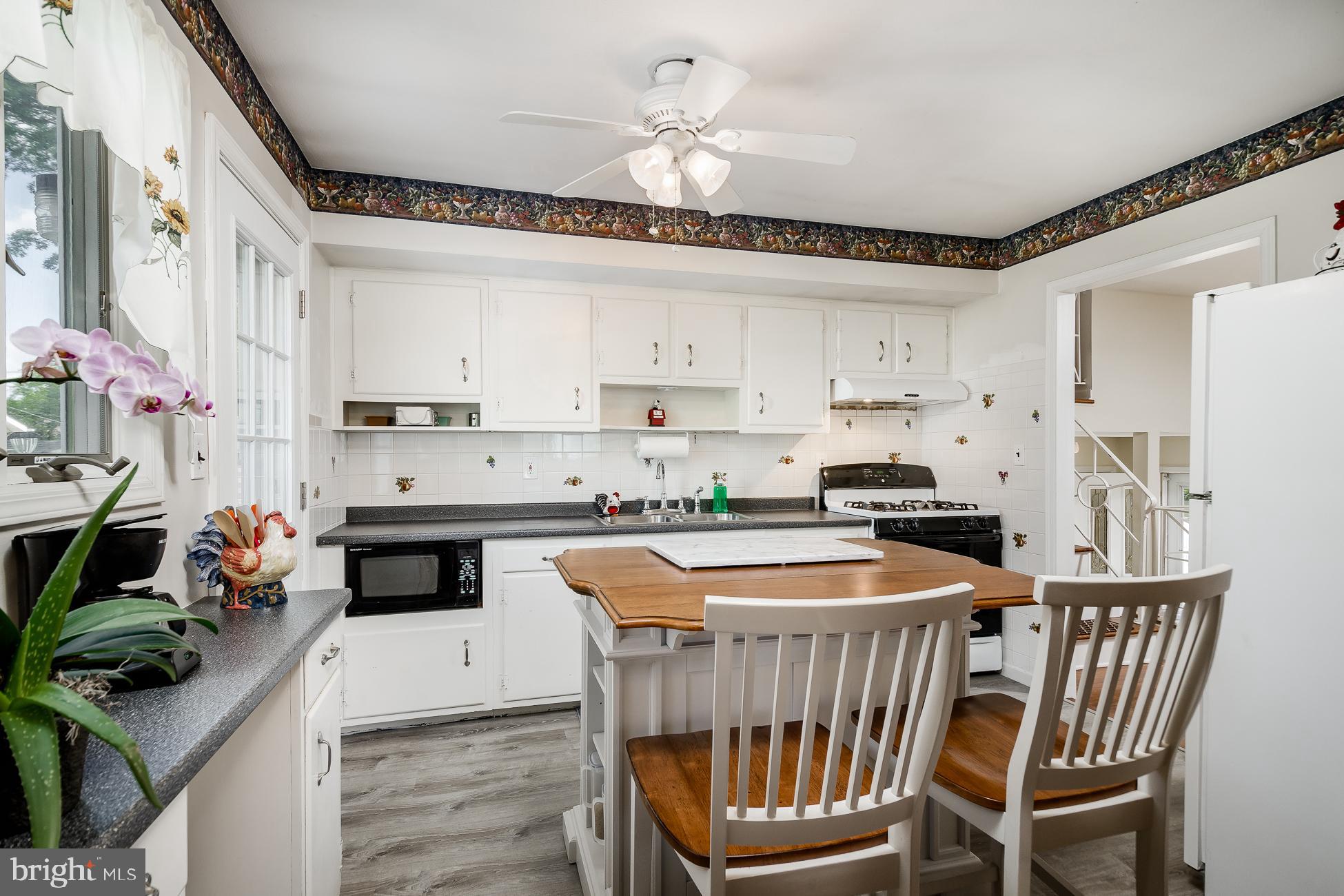 227 George Dye Road Trenton, NJ 08690 - Photo 6 of 28