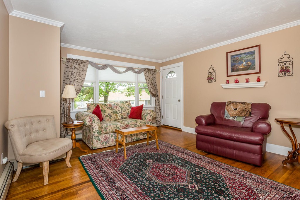 7 Wheeler Circle Canton, MA 02021 - Photo 3 of 30