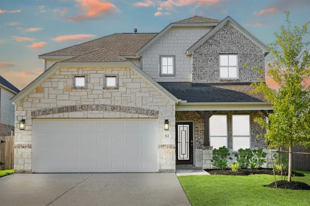 $362,990 | 312 East Tranquil Fields Lane, Waller, TX 77484