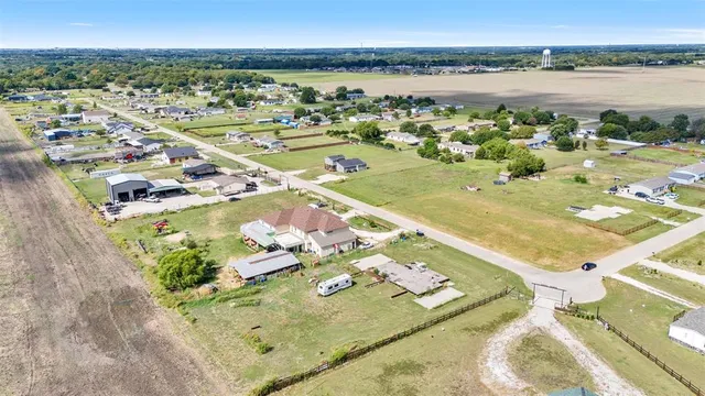 $105,000 | 384 Choice Drive, Palmer, TX 75152