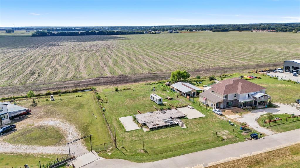 384 Choice Drive Palmer, TX 75152 - Photo 7 of 12