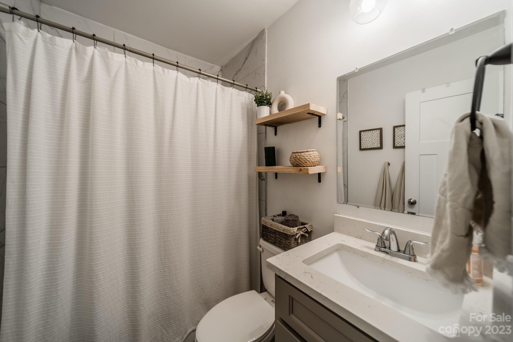 1355 Bethel Road Charlotte, NC 28208 - Photo 16 of 37 Gallery Image 16