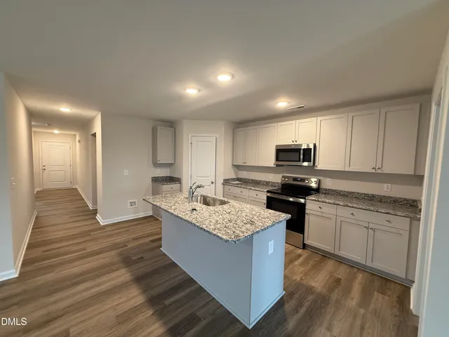 $289,950 | 231 Tuscarora Drive, La Grange, NC 28551