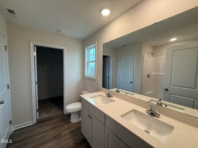 $289,950 | 231 Tuscarora Drive, La Grange, NC 28551