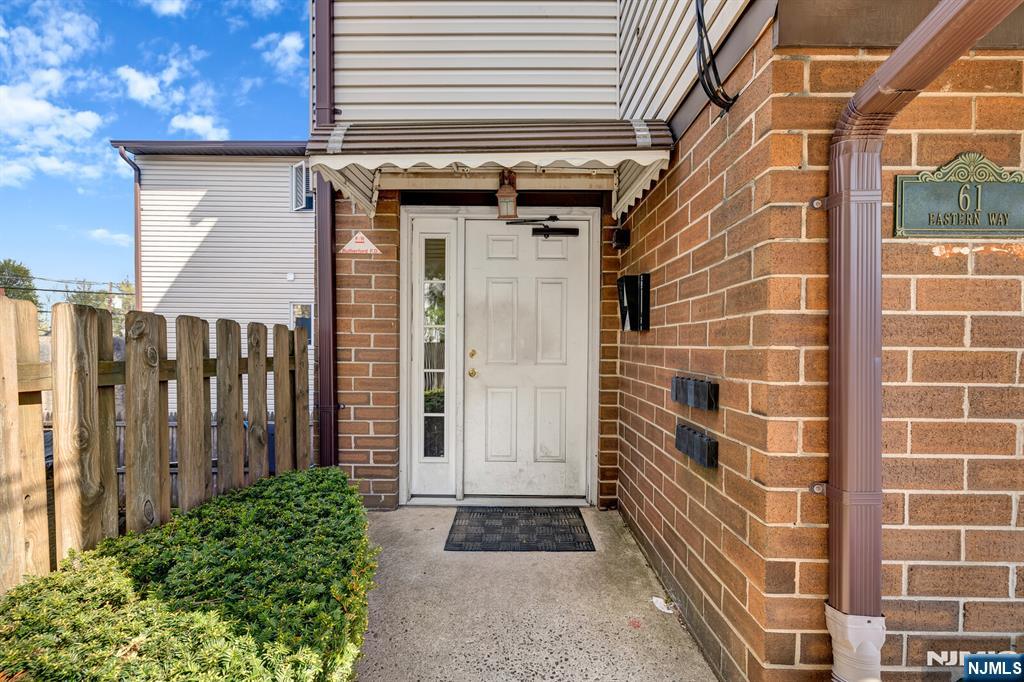 61 Eastern Way, Unit 3 Rutherford, NJ 07070 - Photo 5 of 28