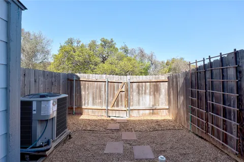$204,500 | 1411 Gracy Farms Lane, Unit 52, Austin, TX 78758