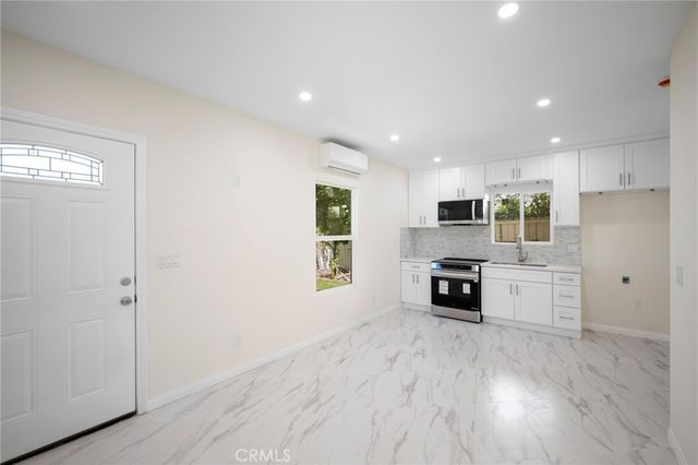 $2,250 | 505 Myrtle Street, Glendale, CA 91203