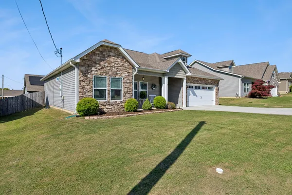 $329,500 | 307 Franklin Circle, Fort Oglethorpe, GA 30742