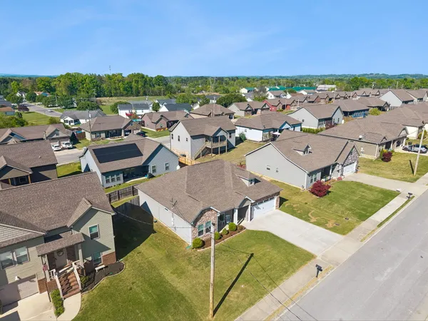 $329,500 | 307 Franklin Circle, Fort Oglethorpe, GA 30742