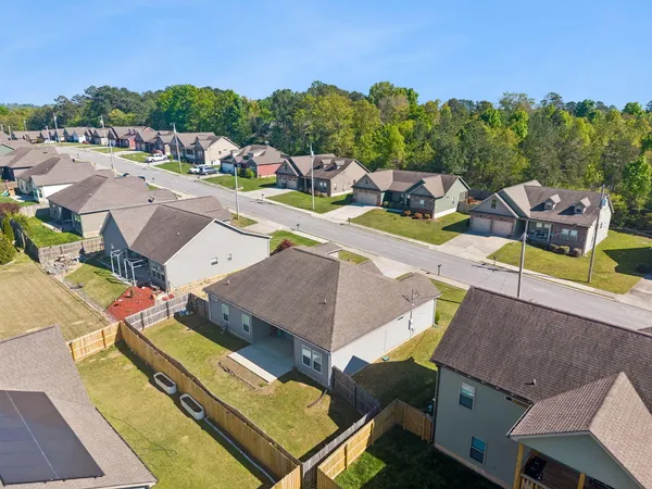 $329,500 | 307 Franklin Circle, Fort Oglethorpe, GA 30742