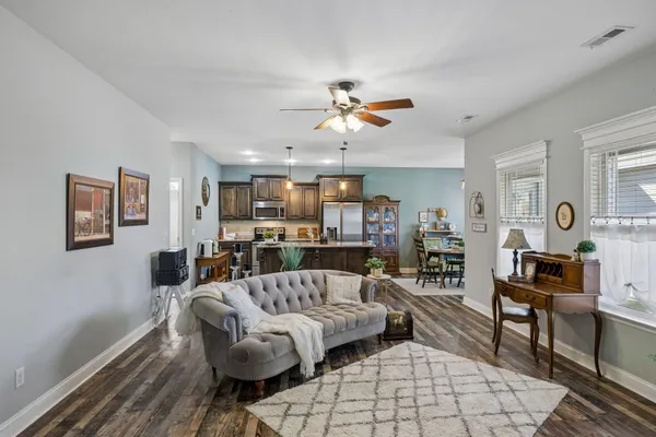 $329,500 | 307 Franklin Circle, Fort Oglethorpe, GA 30742