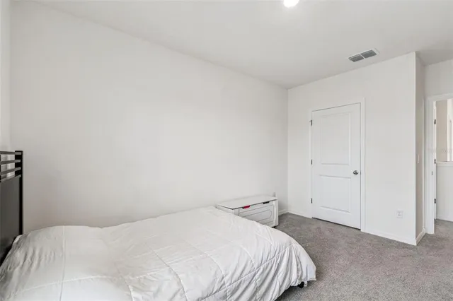 $2,400 | 5667 Chorleywood Lane, Wesley Chapel, FL 33545