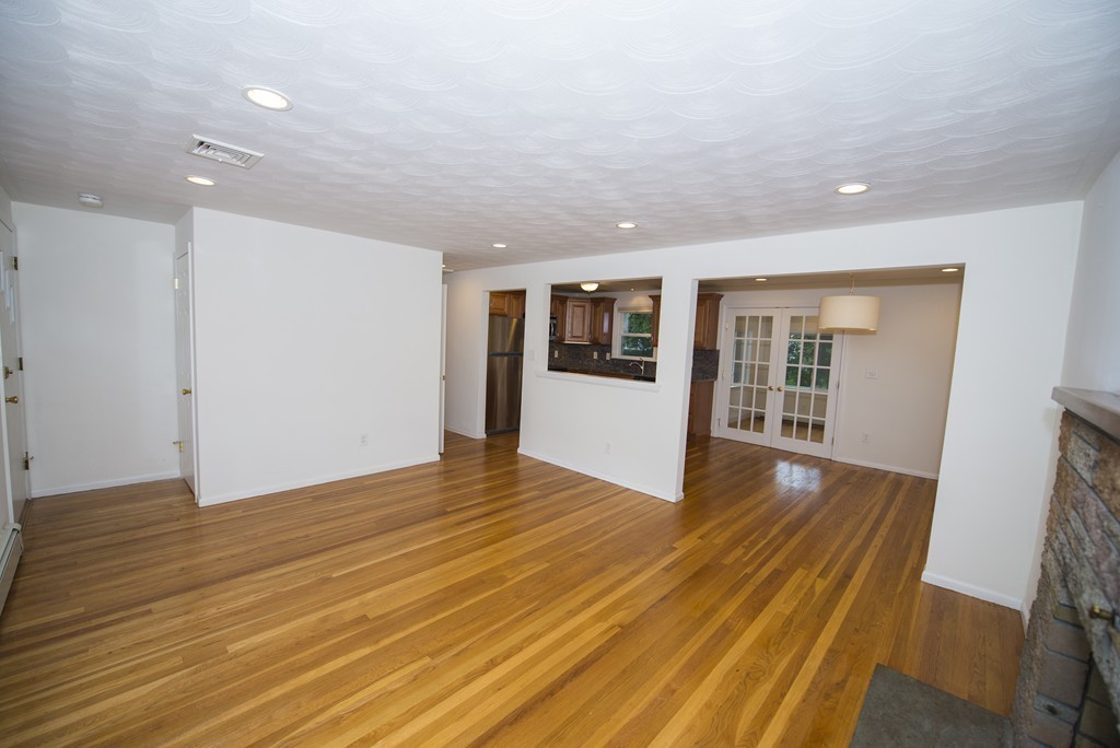43 Jayne Road Needham, MA 02494 - Photo 8 of 23