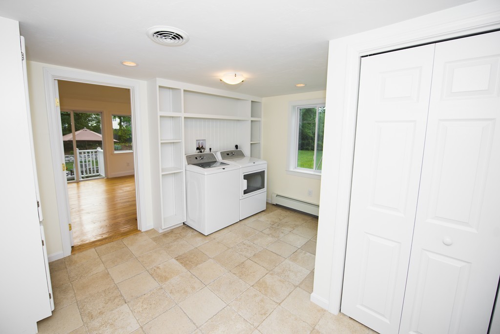 43 Jayne Road Needham, MA 02494 - Photo 10 of 23