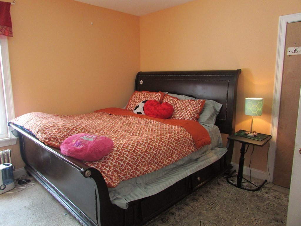 37 Circuit Avenue East Worcester, MA 01603 - Photo 16 of 40