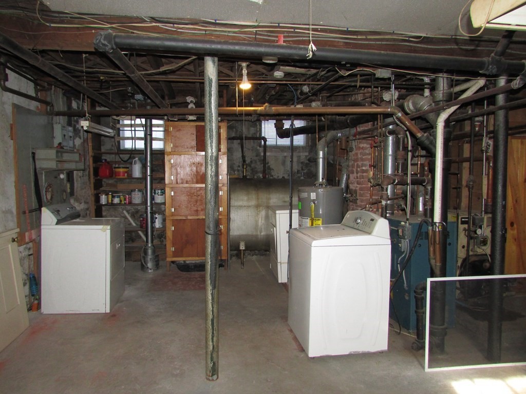 37 Circuit Avenue East Worcester, MA 01603 - Photo 23 of 40
