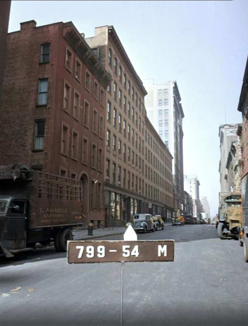 Undisclosed Address Manhattan, NY 10011 - Photo 14 of 15