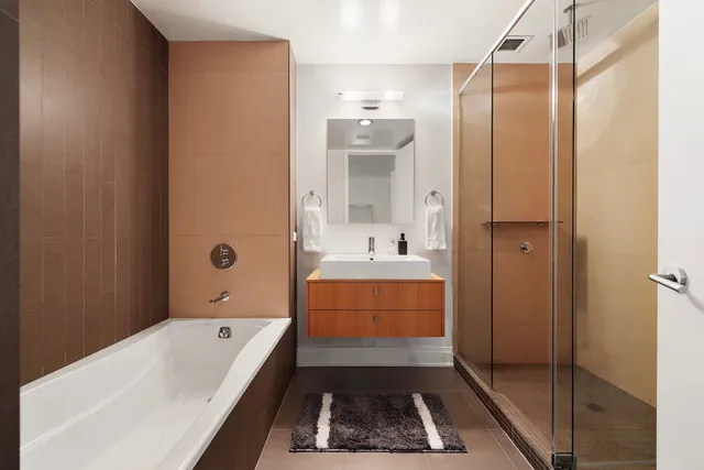 $2,345,000 | 124 West 24th Street, Unit PHD | Chelsea