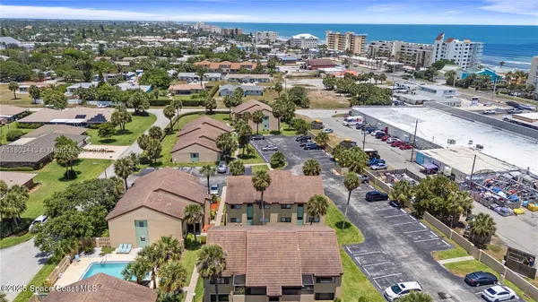 $2,650 | 1145 North Shannon Avenue, Unit 39, Indialantic, FL 32903