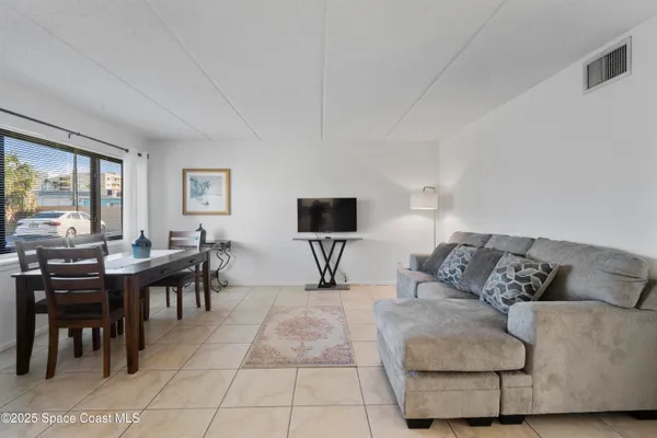 $2,650 | 1145 North Shannon Avenue, Unit 39, Indialantic, FL 32903