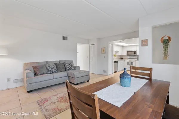 $2,650 | 1145 North Shannon Avenue, Unit 39, Indialantic, FL 32903