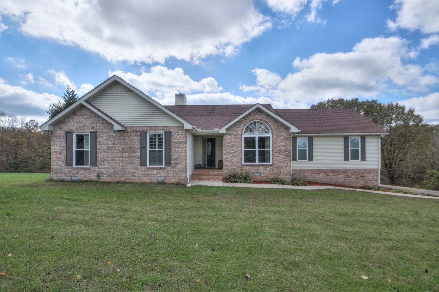 8235 Robertson Road White House, TN 37188 - Photo 2 of 40 Gallery Image 2