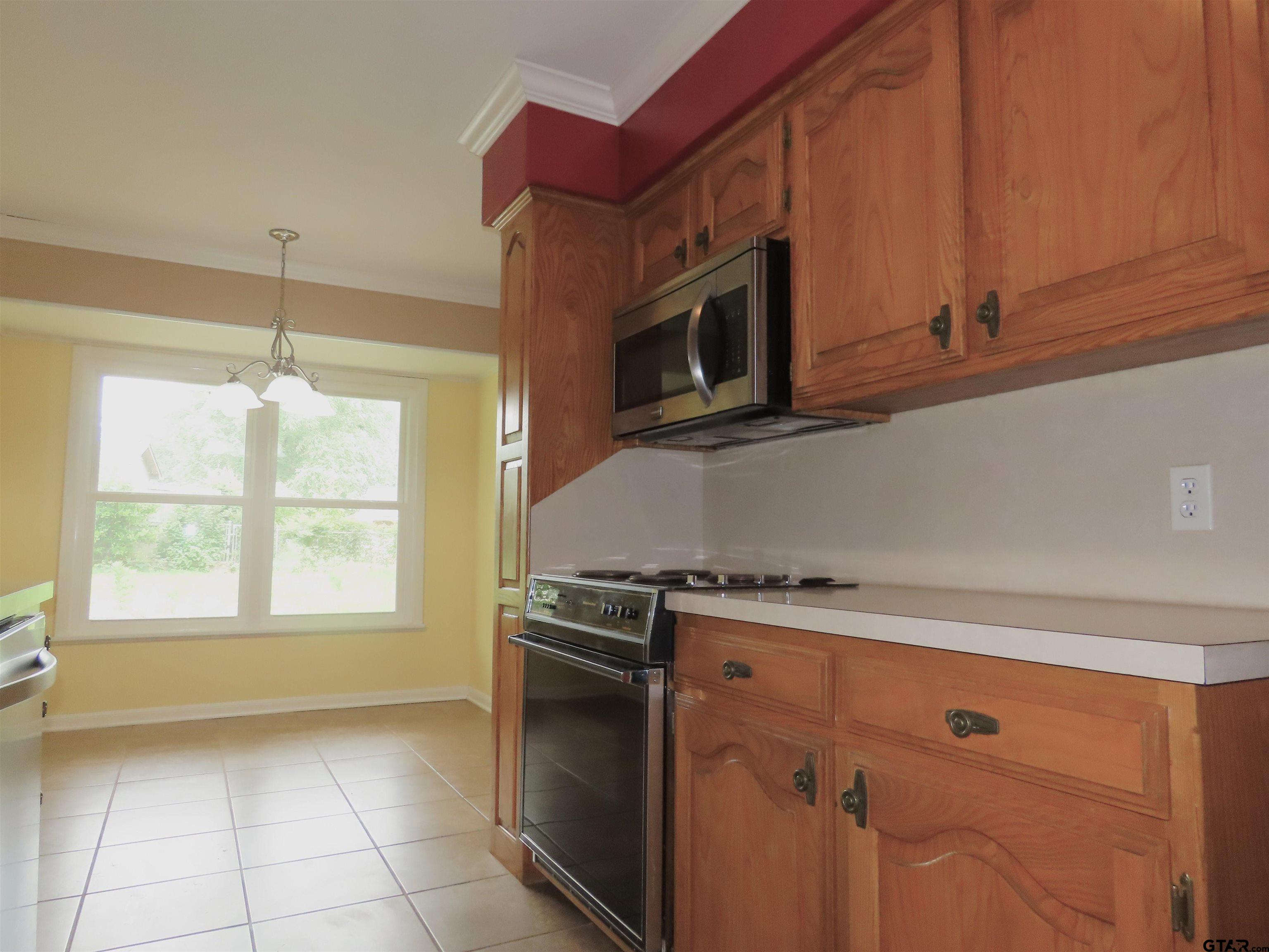 224 Mobile Drive Tyler, TX 75703 - Photo 11 of 30