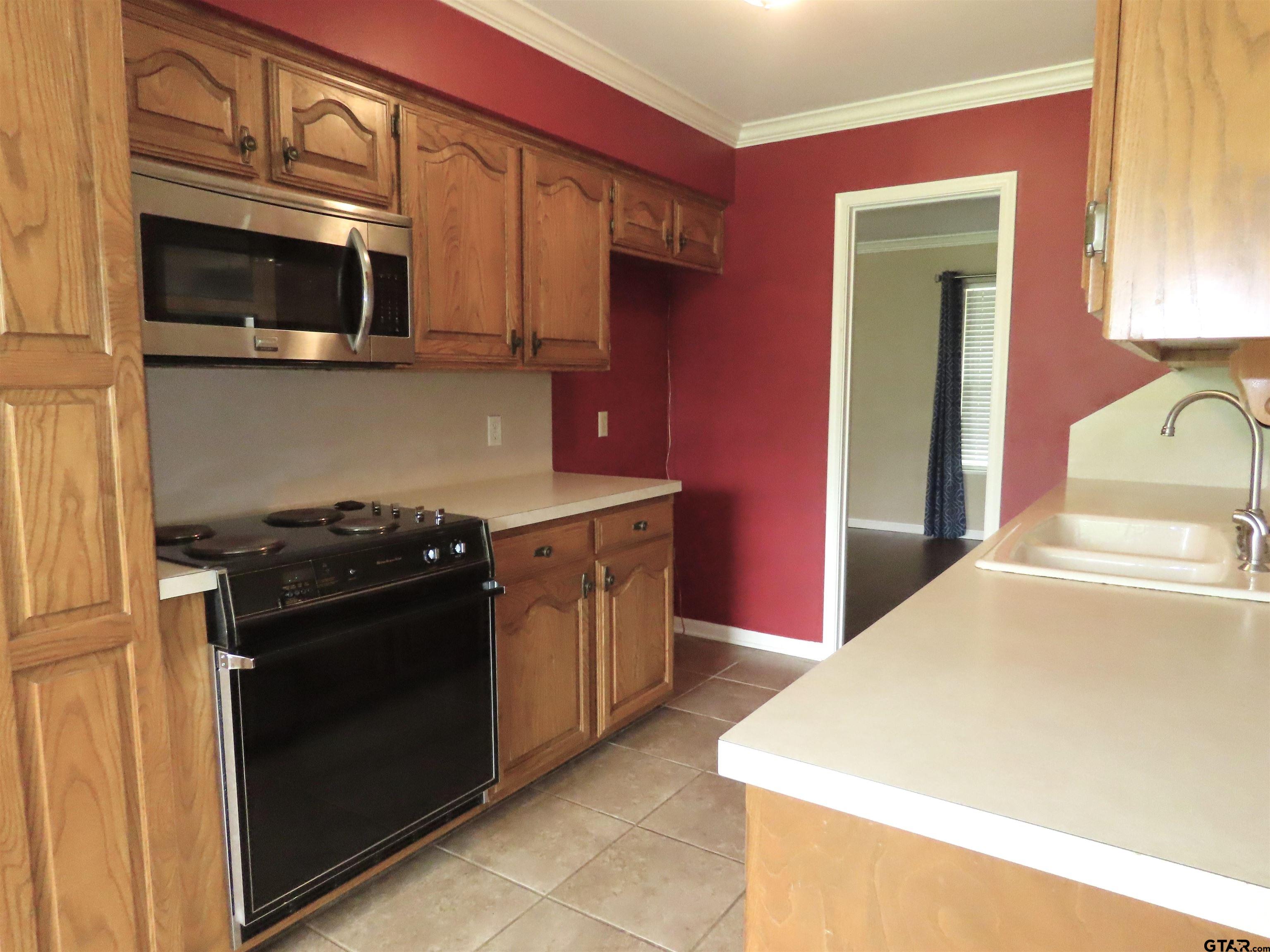 224 Mobile Drive Tyler, TX 75703 - Photo 12 of 30