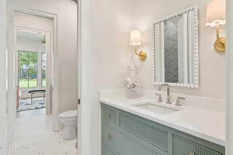 $900,000 | 201 Greyford Drive, Lafayette, LA 70503