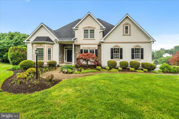 $945,000 | 23813 Echo Creek Court, Gaithersburg, MD 20882