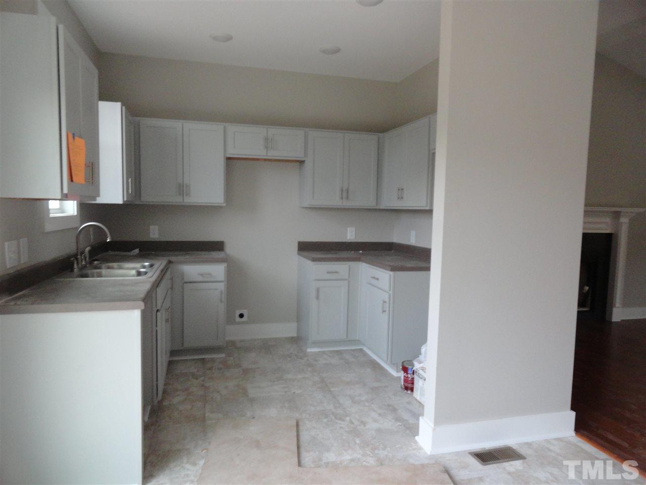 4640 Thomas Road Henderson, NC 27537 - Photo 6 of 12