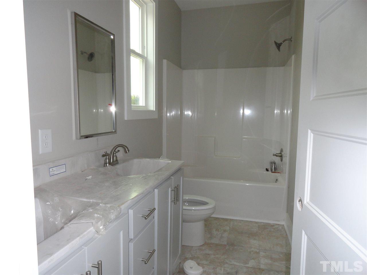 4640 Thomas Road Henderson, NC 27537 - Photo 9 of 12