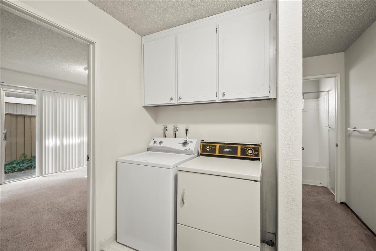 3886 Mulberry Drive Concord, CA 94519 - Photo 12 of 37 a utility room with dryer and washer