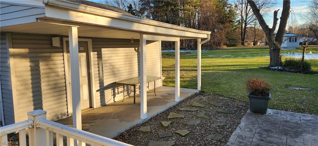 3803 West Pleasant Valley Road Parma, OH 44134 - Photo 4 of 6 View of patio