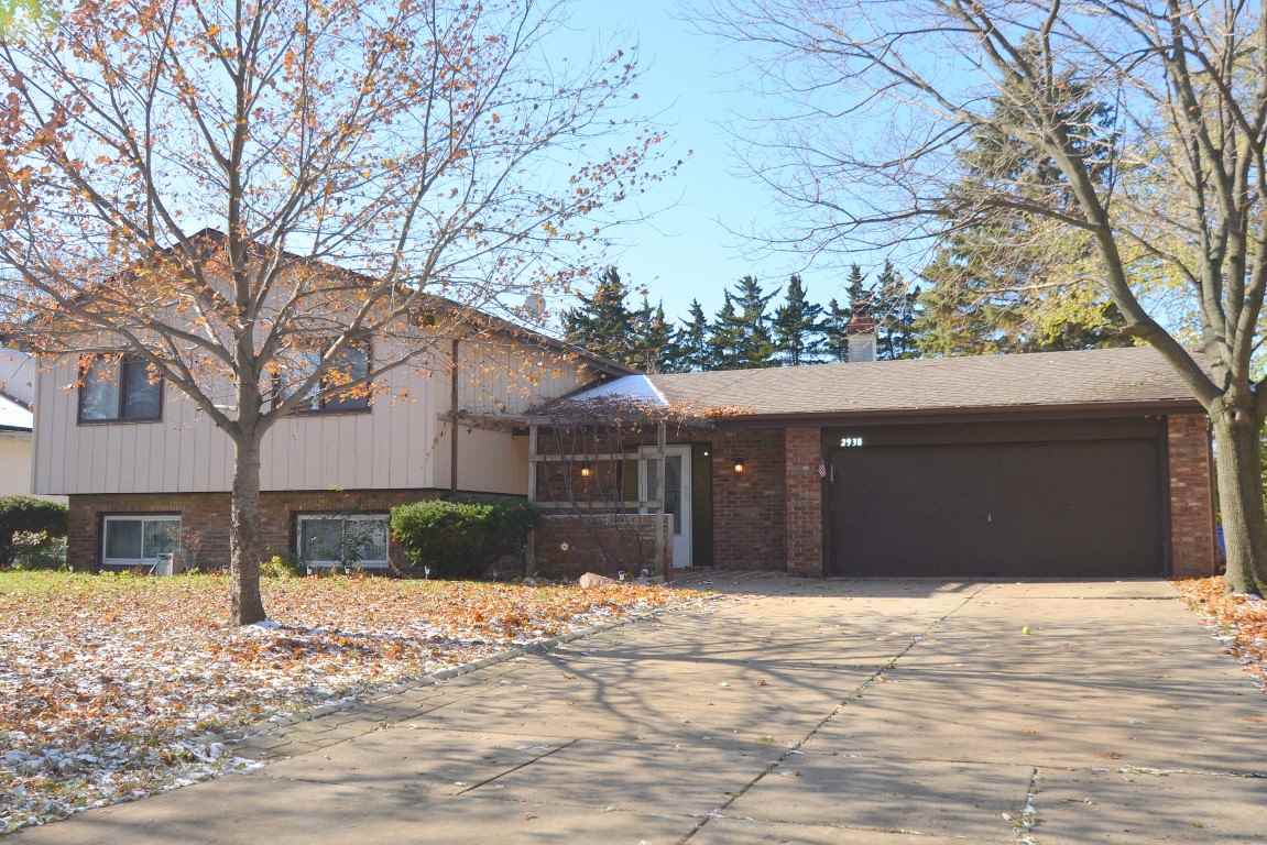 2938 Southbridge Road Rockford, IL 61114 - Photo 1 of 16 Gallery Image 1