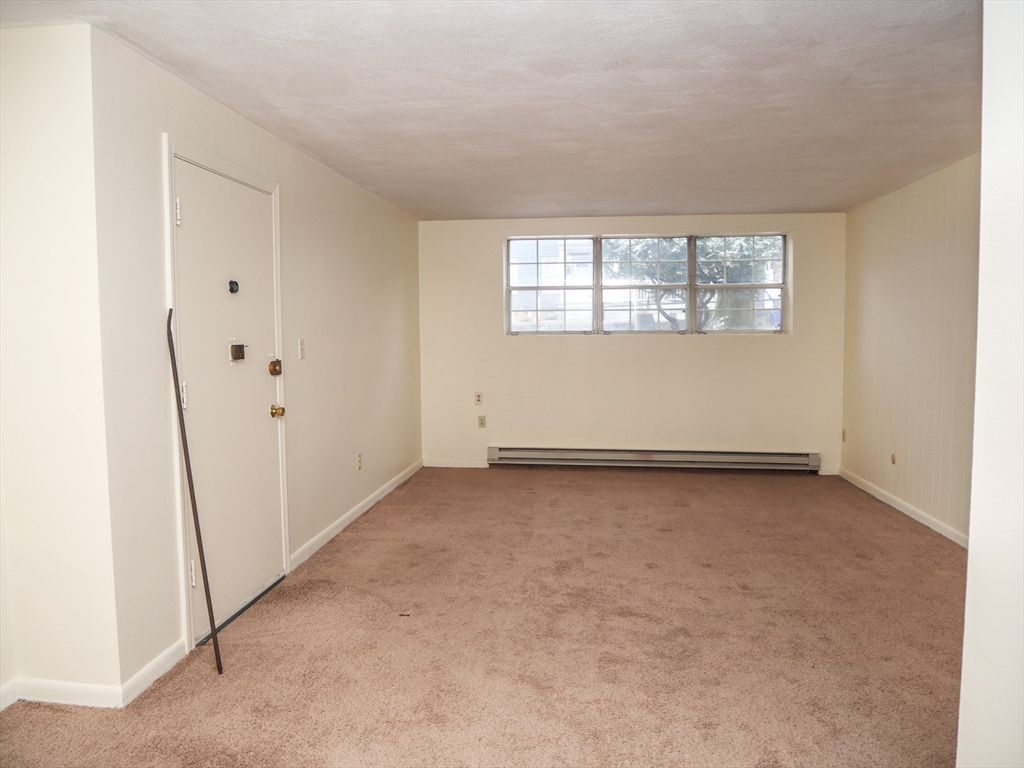 116 River Street, Unit 1 Boston, MA 02126 - Photo 3 of 10