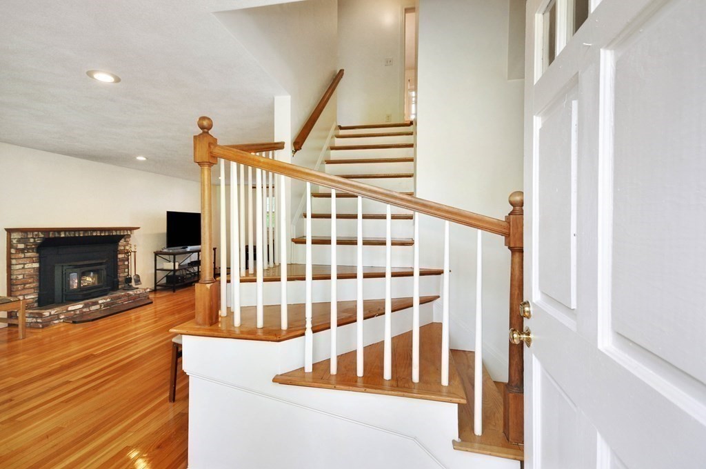 19 John Swift Road Acton, MA 01720 - Photo 10 of 16 Gallery Image 10