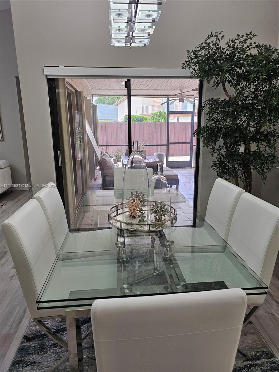 4323 Southwest 148th Place Miami, FL 33185 - Photo 12 of 70