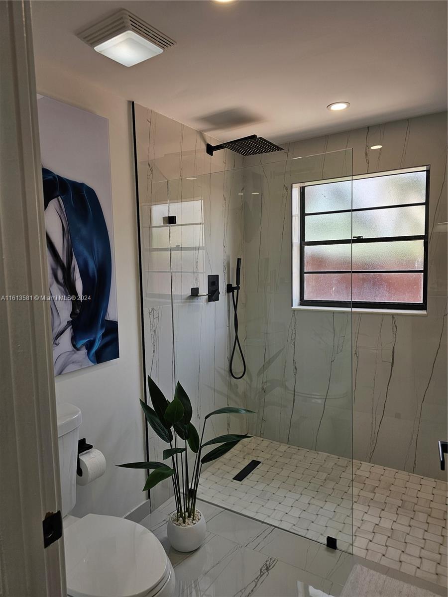 4323 Southwest 148th Place Miami, FL 33185 - Photo 32 of 70