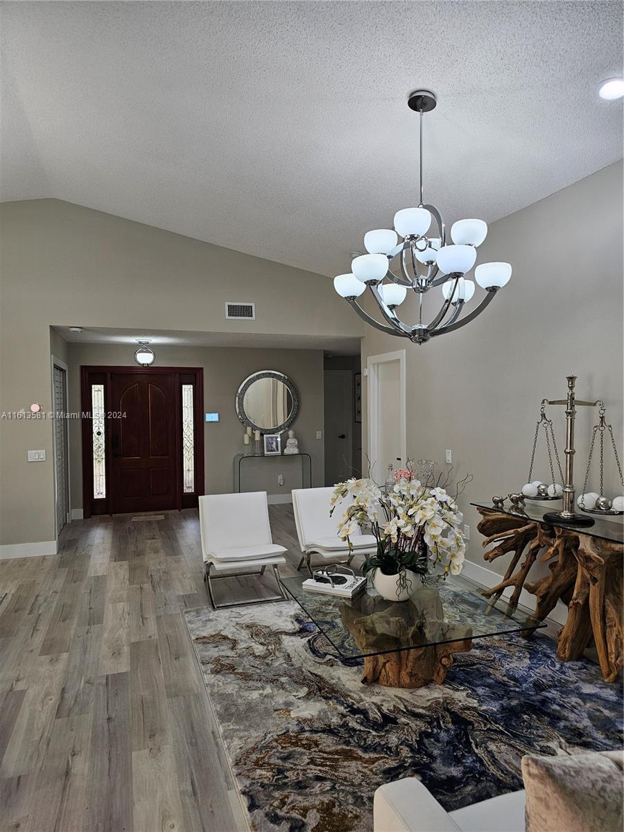 4323 Southwest 148th Place Miami, FL 33185 - Photo 6 of 70